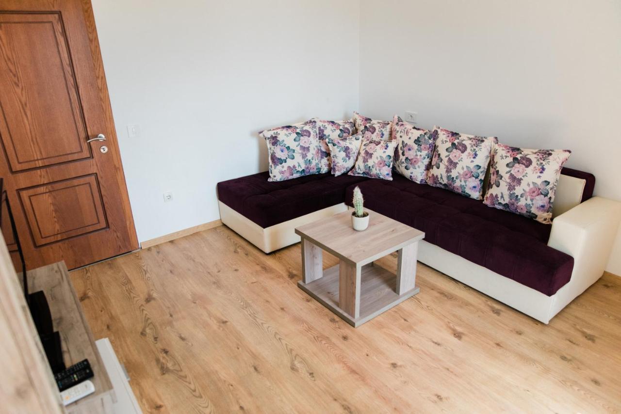 Apartments Casa Mia Улцинь Екстер'єр фото