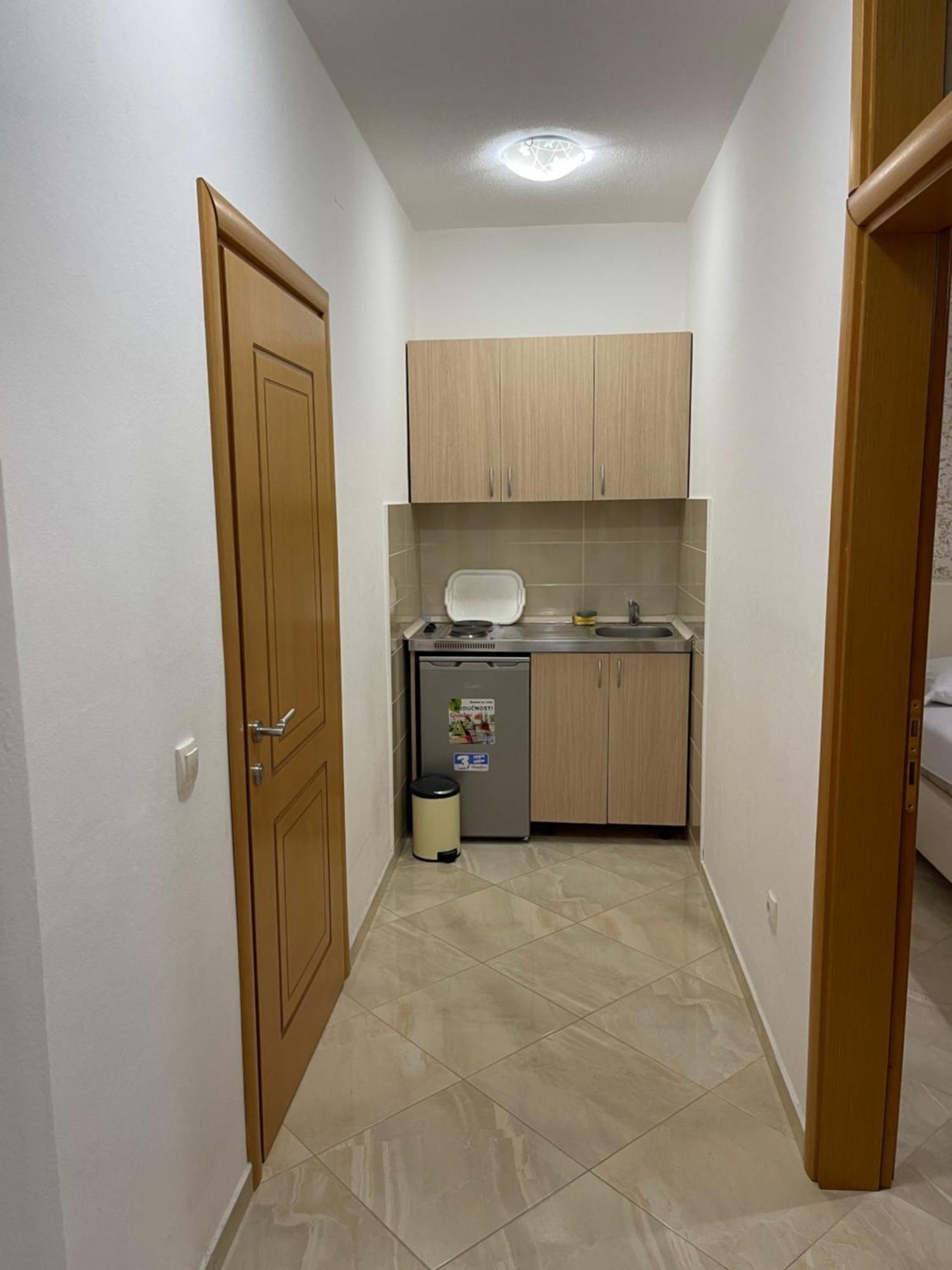 Apartments Casa Mia Улцинь Екстер'єр фото